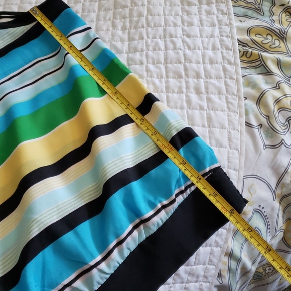 Halter top - Picture 7 of 8